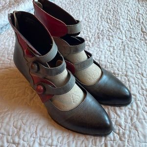 L’artiste spring step shoes